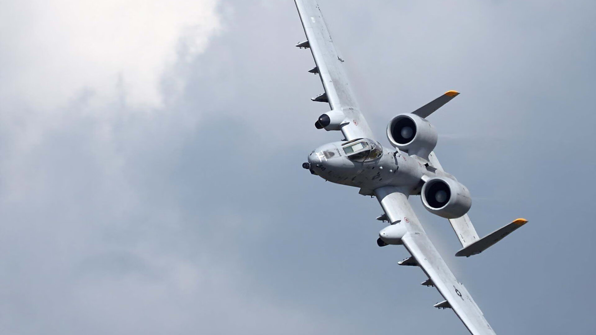 爱游戏体育在线赛事-小型飞碟狙击竞技，精准射击的技术比拼，微型飞碟